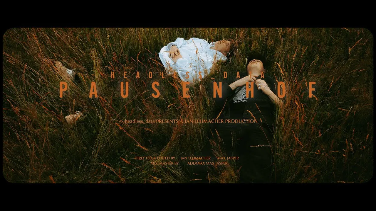 pausenhof — headless_DATA